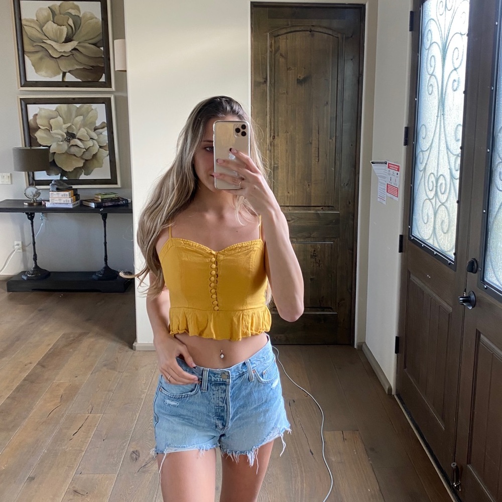 Summery yellow tank top